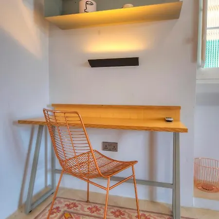 Beautiful One Bedroom Seafront Vpal1-1 Floriana