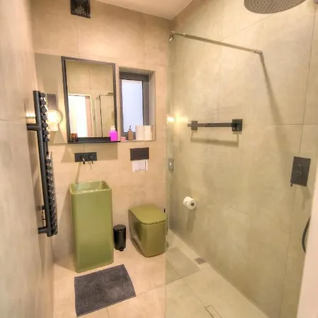 公寓 Beautiful One Bedroom Seafront Vpal1-1